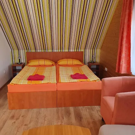 Laguna Apartmanhaz شقة