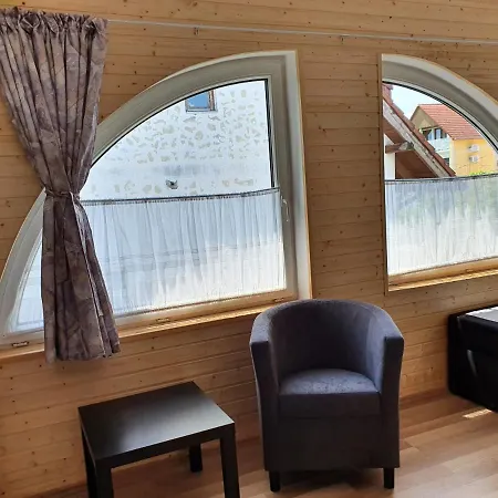 Lejlighed Laguna Apartmanhaz *