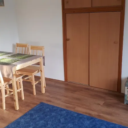 アパート Laguna Apartmanhaz *