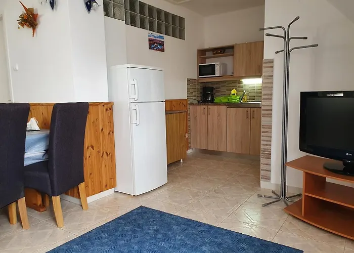 Laguna Apartmanhaz *